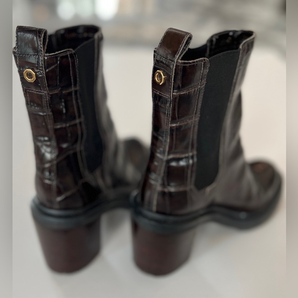 Louise Et Cie - Chelsea Platform Boots in Mahogany - Picture 3 of 4